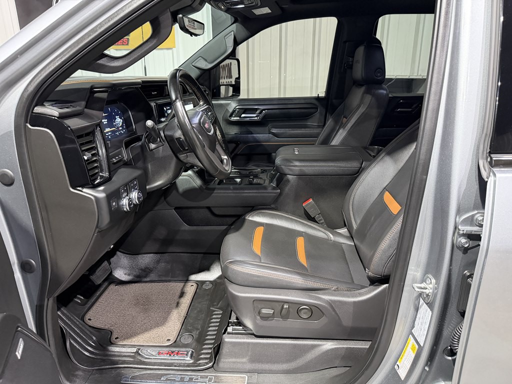 2024 GMC Sierra Image 13