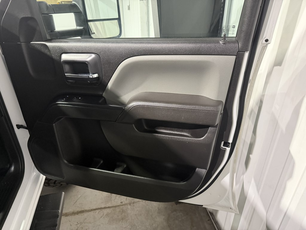 2017 Chevrolet Silverado 1500 Image 11