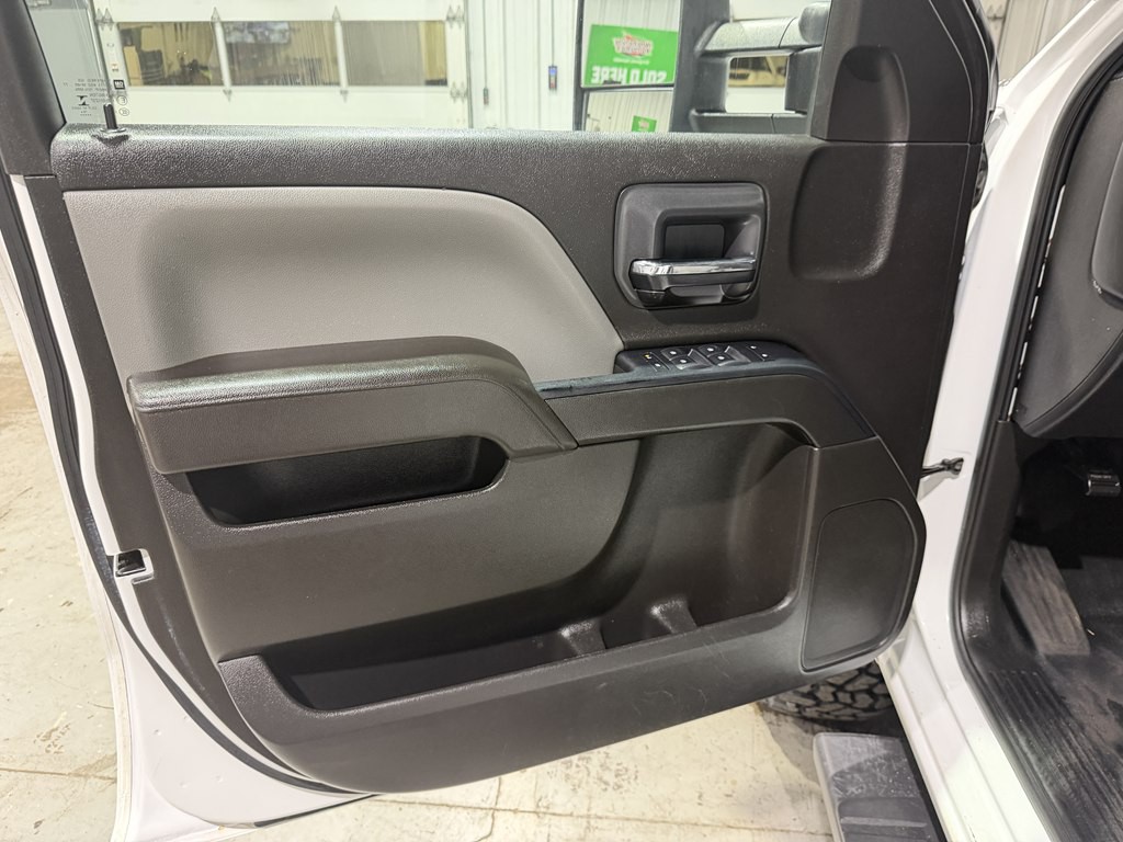 2017 Chevrolet Silverado 1500 Image 14