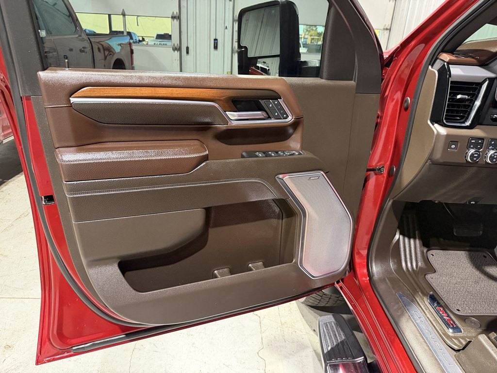 2024 GMC Sierra Image 15