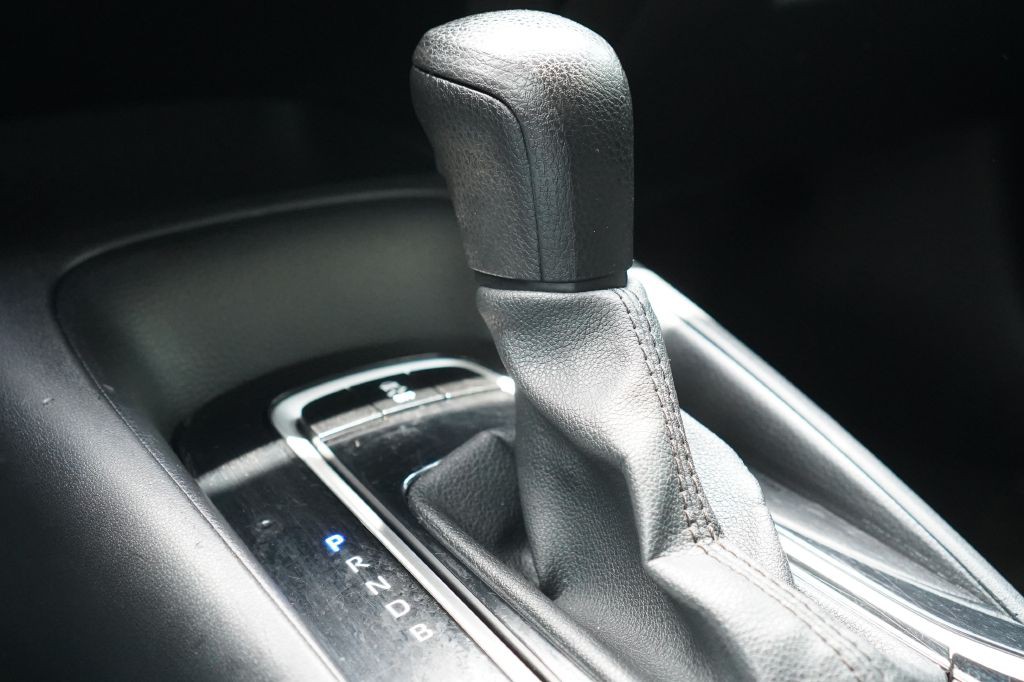2021 Toyota Corolla Image 24