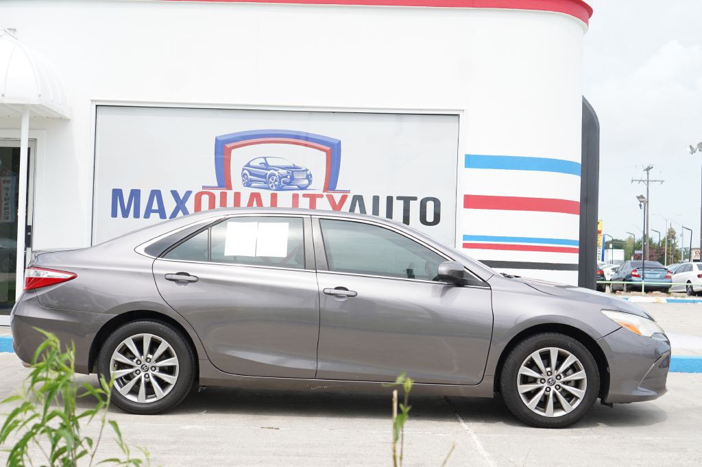 2015 Toyota Camry Image 5
