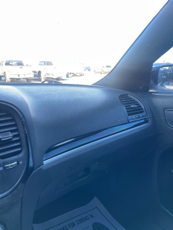 2021 Chrysler 300 Image 21