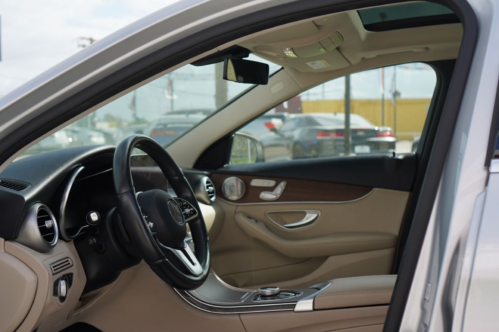 2021 Mercedes-Benz C-Class Image 9