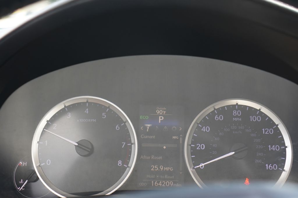 2014 Lexus IS Image 11