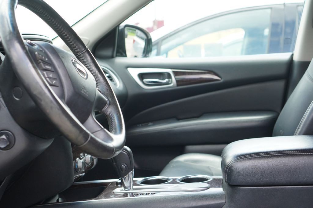2019 Nissan Pathfinder Image 11