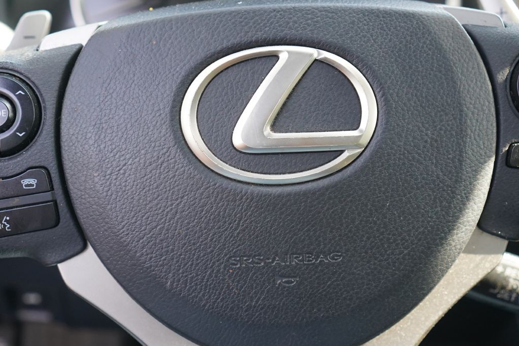 2015 Lexus IS Image 13