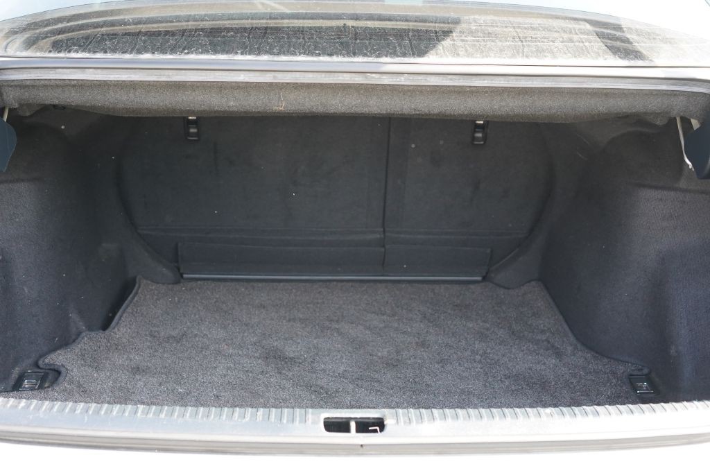 2015 Lexus IS Image 27