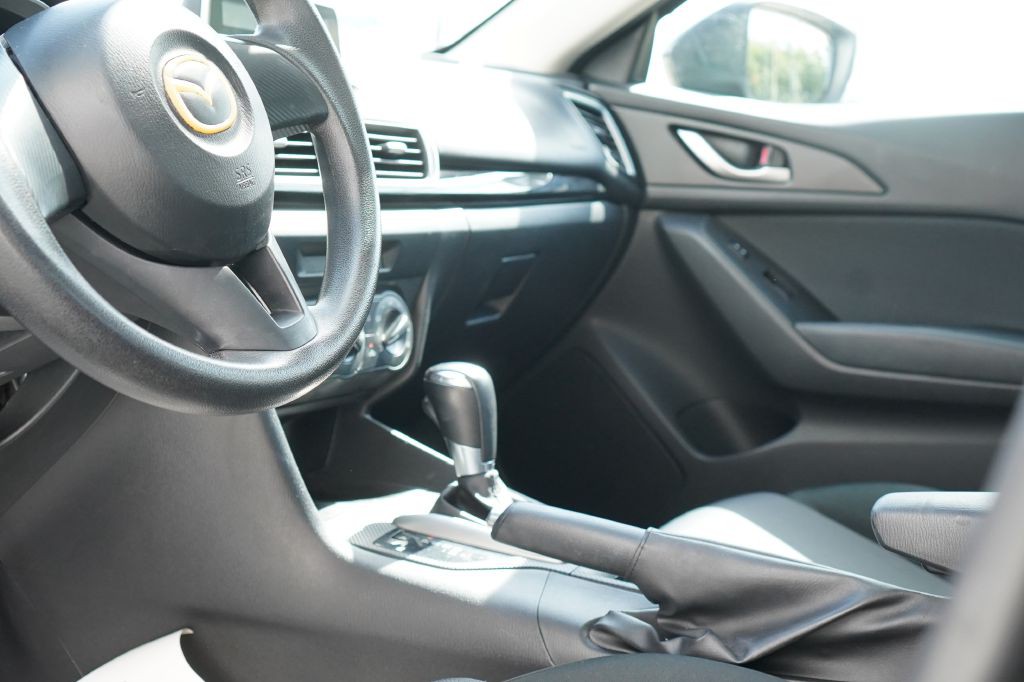 2014 Mazda Mazda3 Image 9