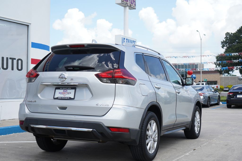2017 Nissan Rogue Image 4
