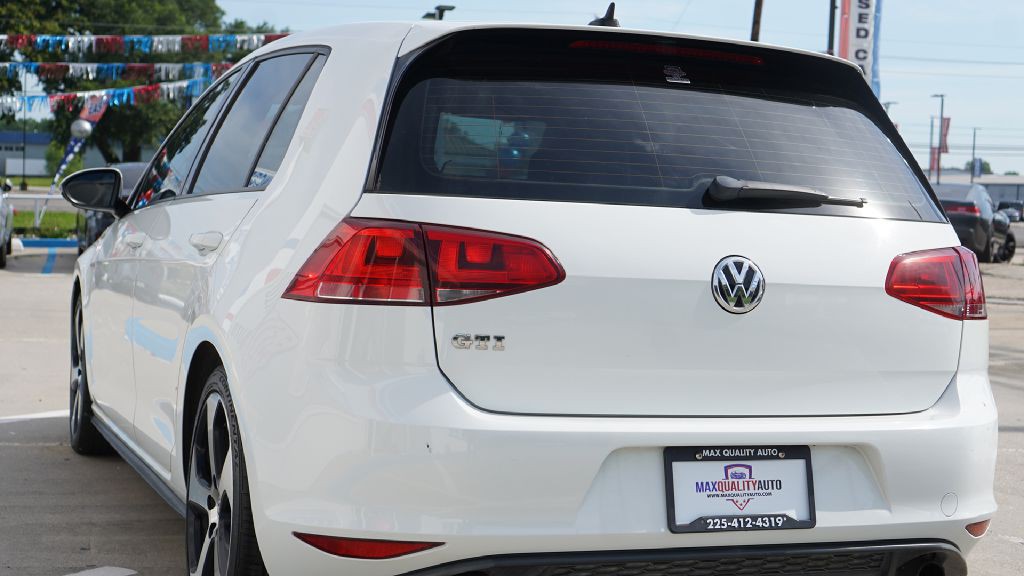 2016 Volkswagen GTI Image 4