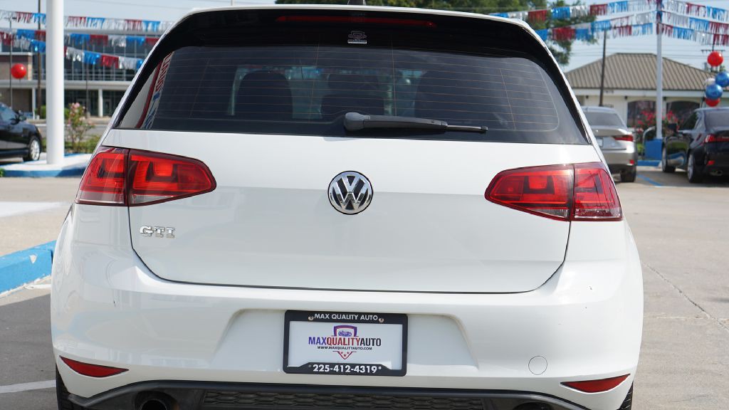 2016 Volkswagen GTI Image 6