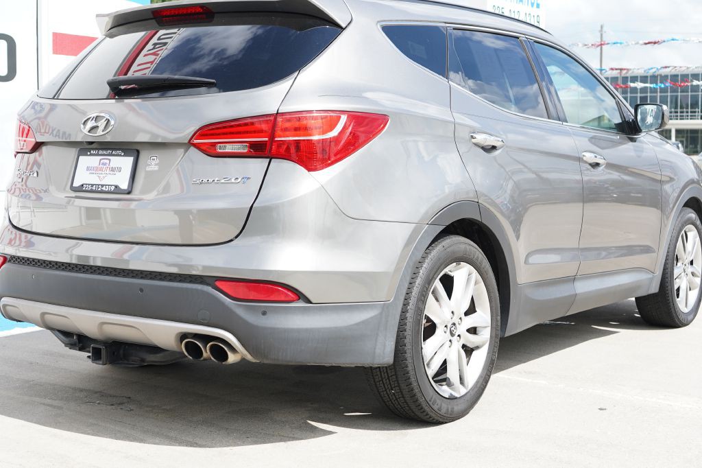 2014 Hyundai Santa Fe Sport Image 2