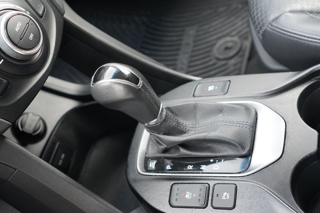2014 Hyundai Santa Fe Sport Image 16