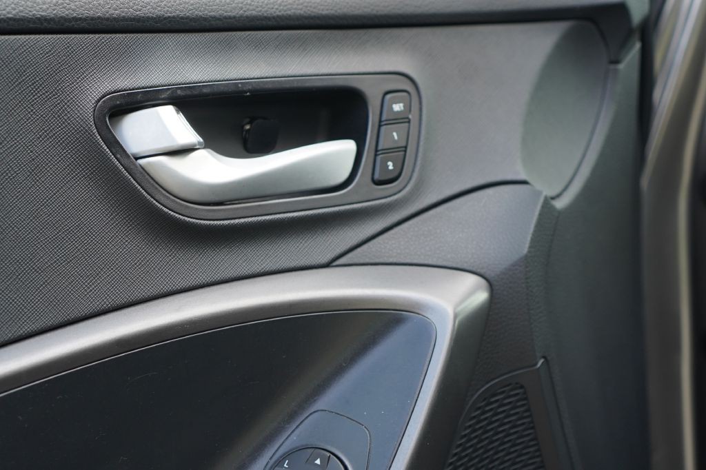 2014 Hyundai Santa Fe Sport Image 19