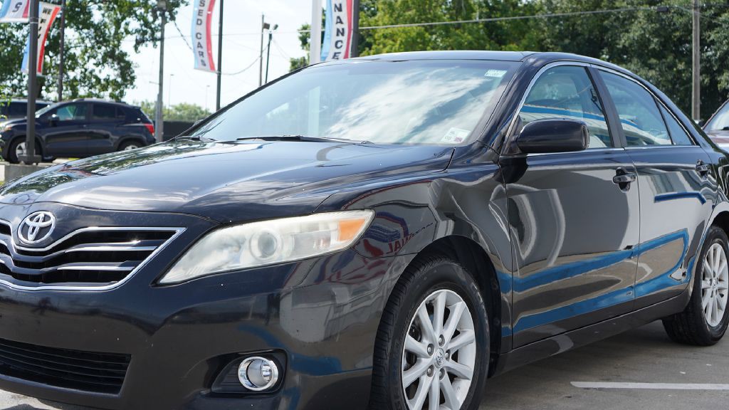 2010 Toyota Camry Image 4