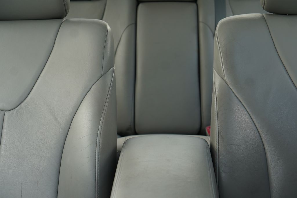 2010 Toyota Camry Image 18
