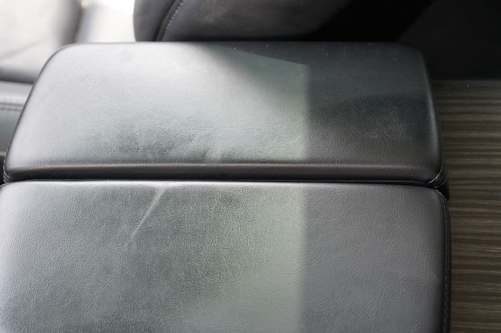 2016 Tesla Model X Image 27