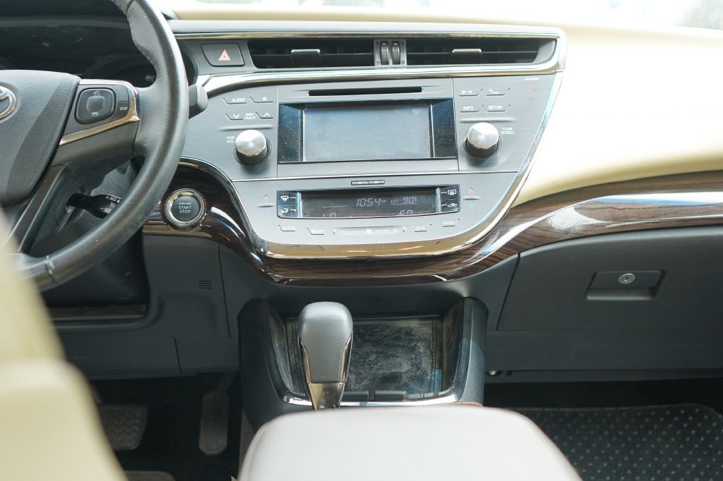 2014 Toyota Avalon Image 13