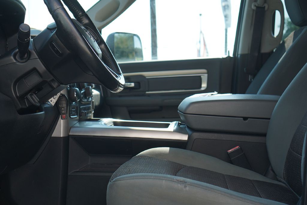2017 RAM 1500 Image 8