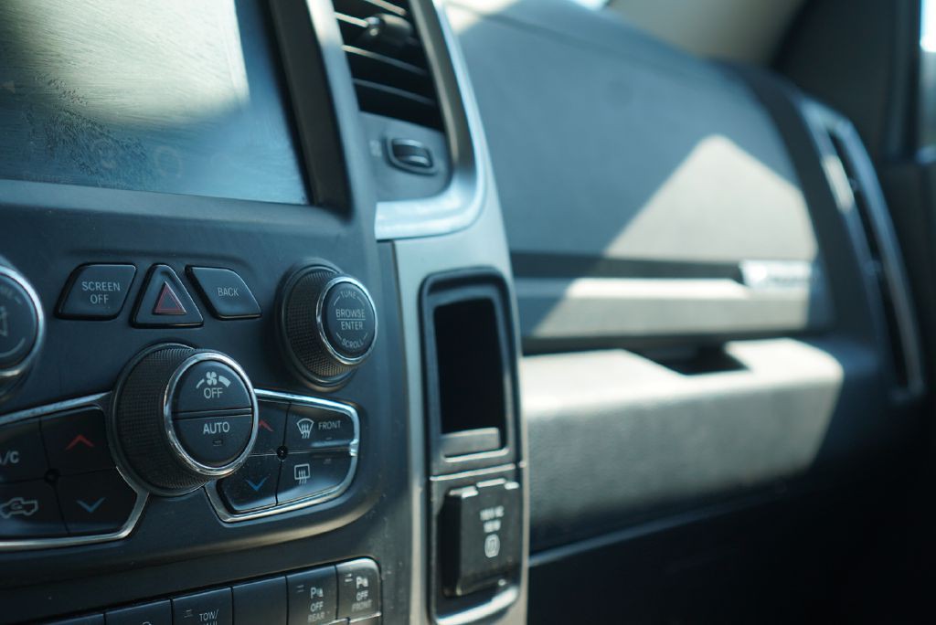 2017 RAM 1500 Image 15