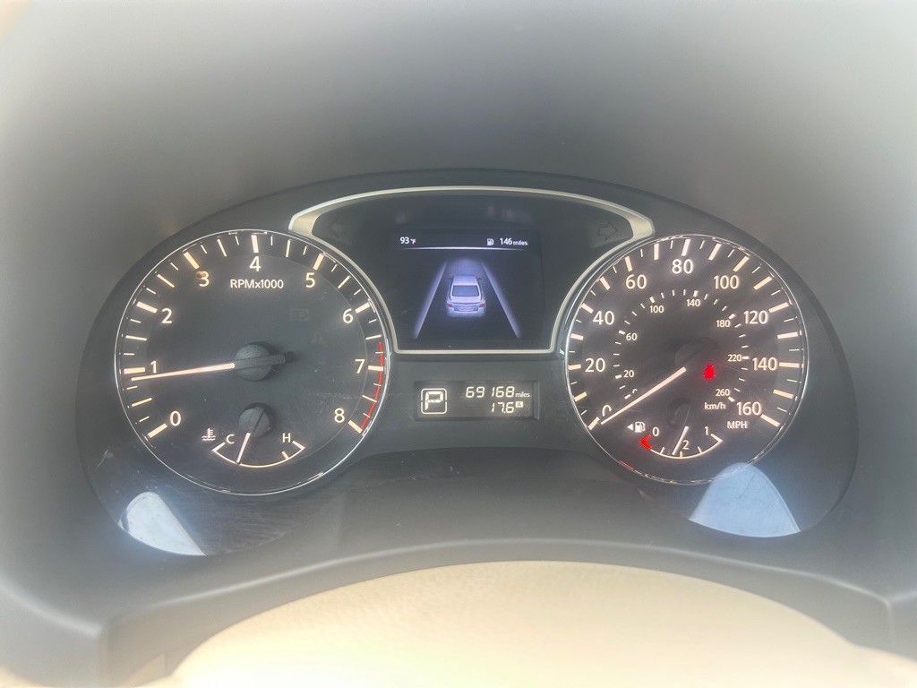 2015 Nissan Altima Image 16