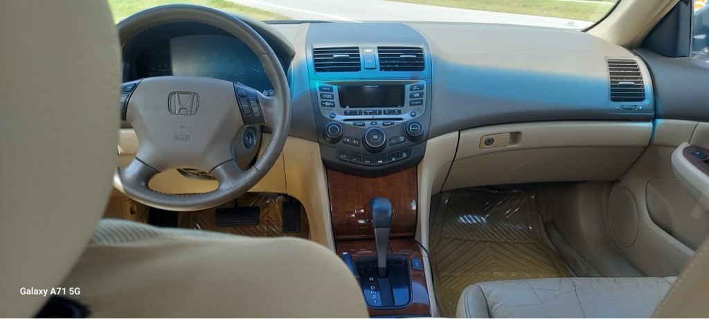 2007 Honda Accord Image 7