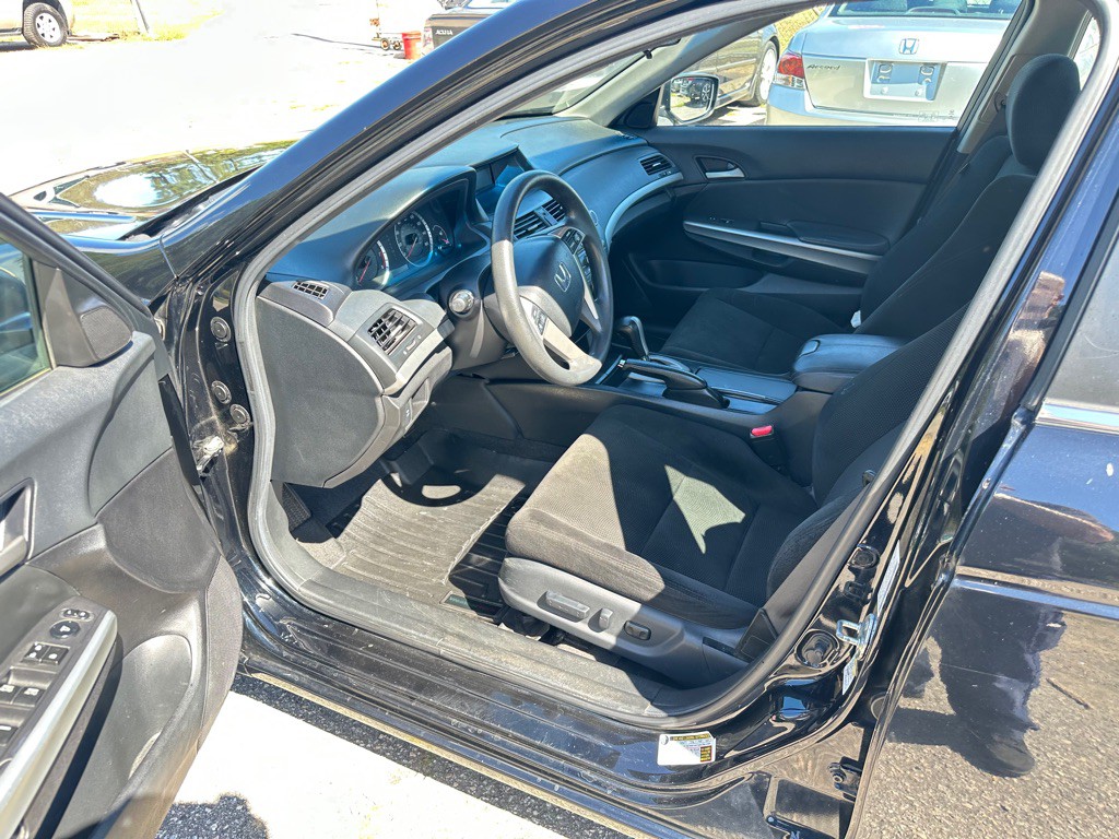 2008 Honda Accord Image 9