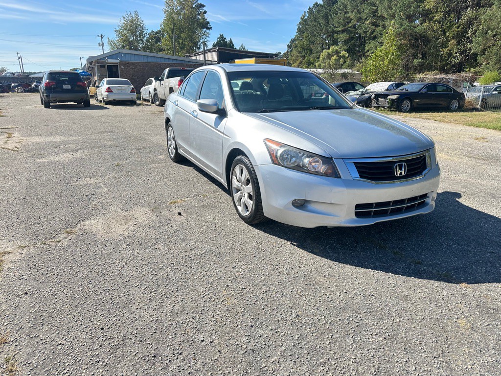 2009 Honda Accord Image 2