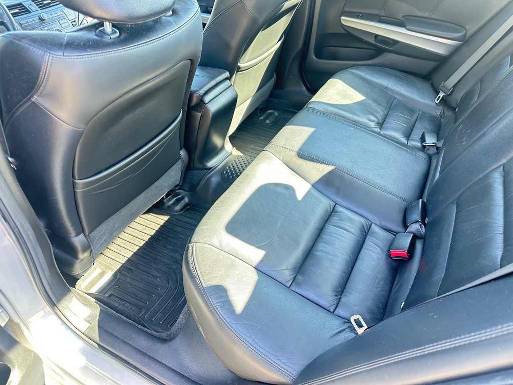 2009 Honda Accord Image 8