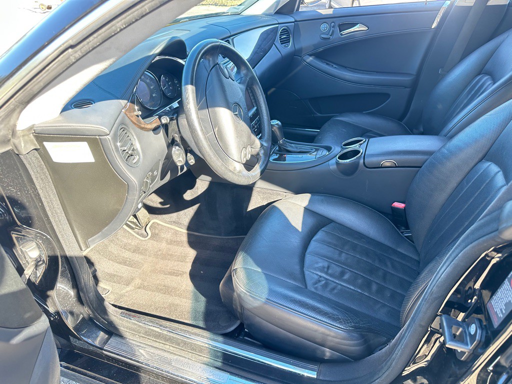 2007 Mercedes-Benz CLS-Class Image 10