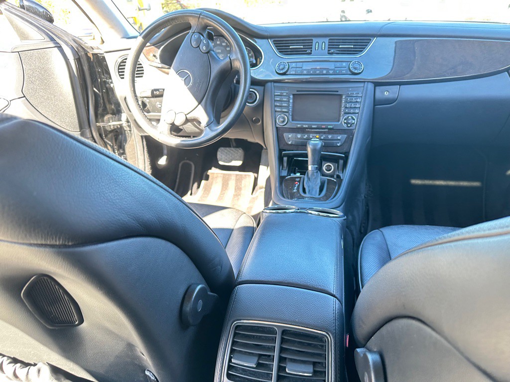 2007 Mercedes-Benz CLS-Class Image 14