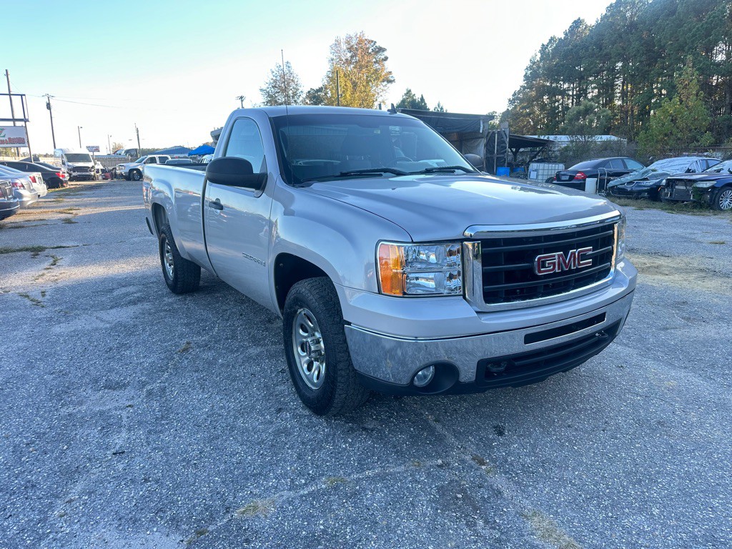 2009 GMC Sierra Image 2