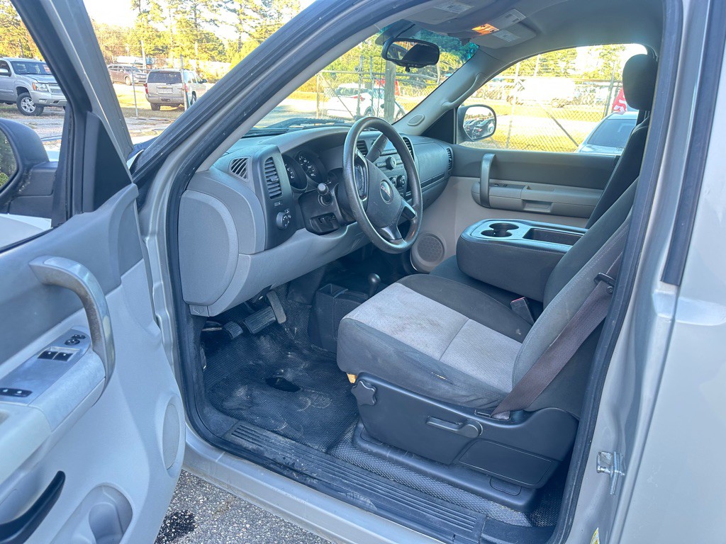 2009 GMC Sierra Image 8