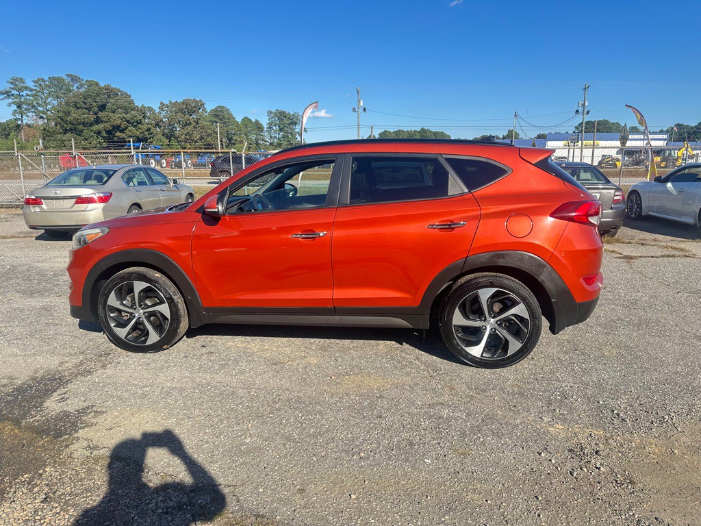 2016 Hyundai Tucson Image 8