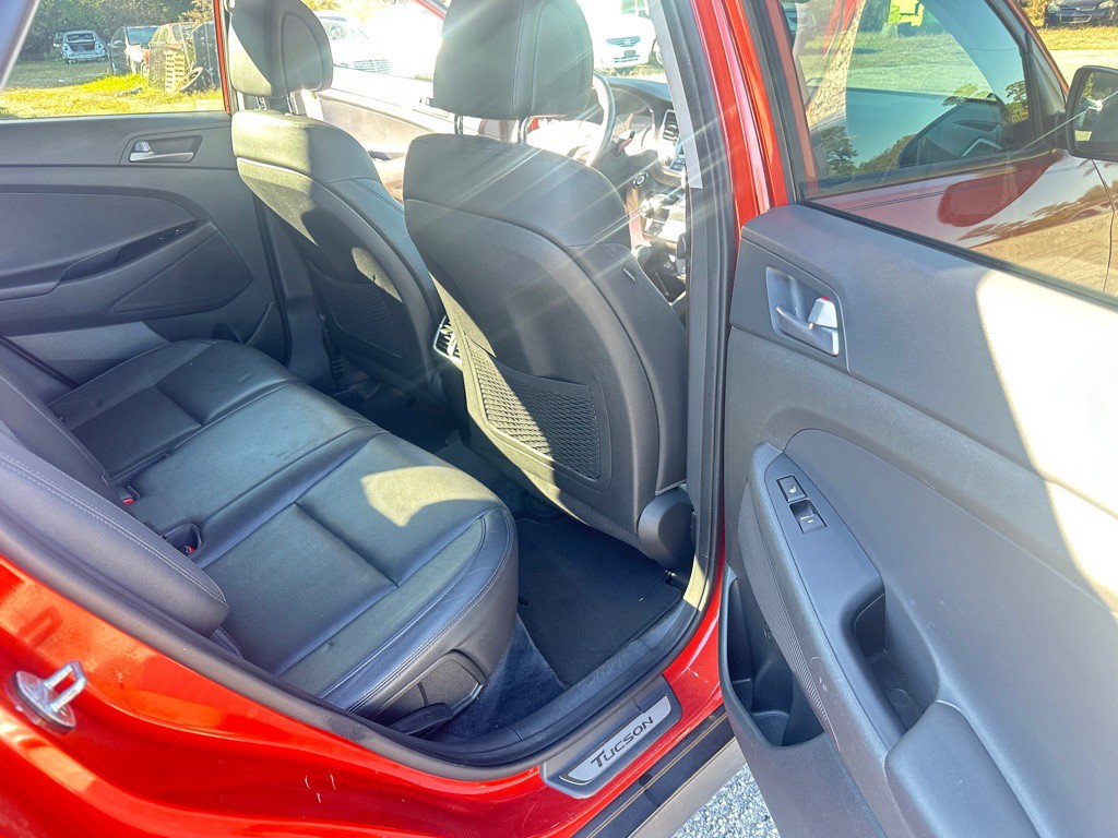 2016 Hyundai Tucson Image 11