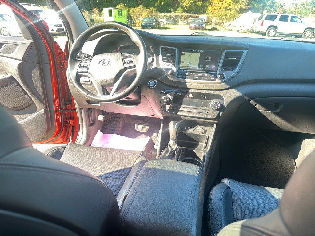 2016 Hyundai Tucson Image 12