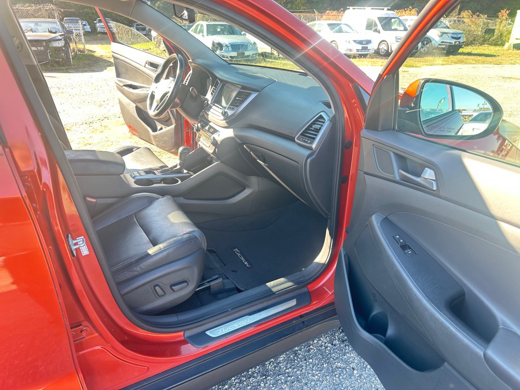 2016 Hyundai Tucson Image 13