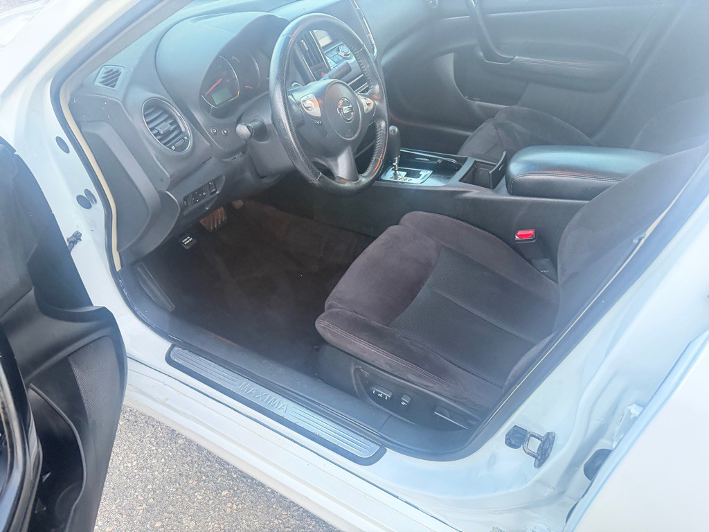2009 Nissan Maxima Image 9