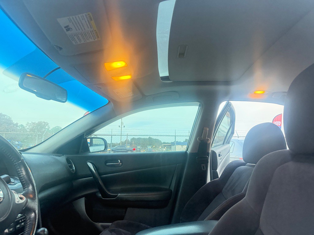 2009 Nissan Maxima Image 16