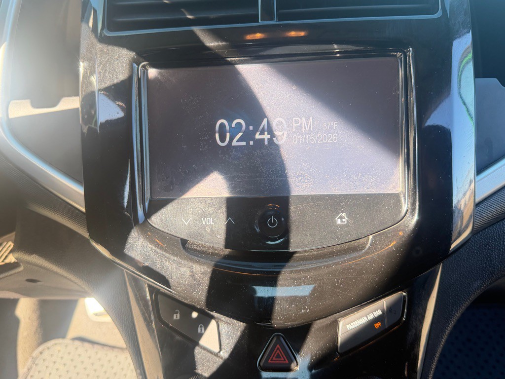 2015 Chevrolet Sonic Image 15