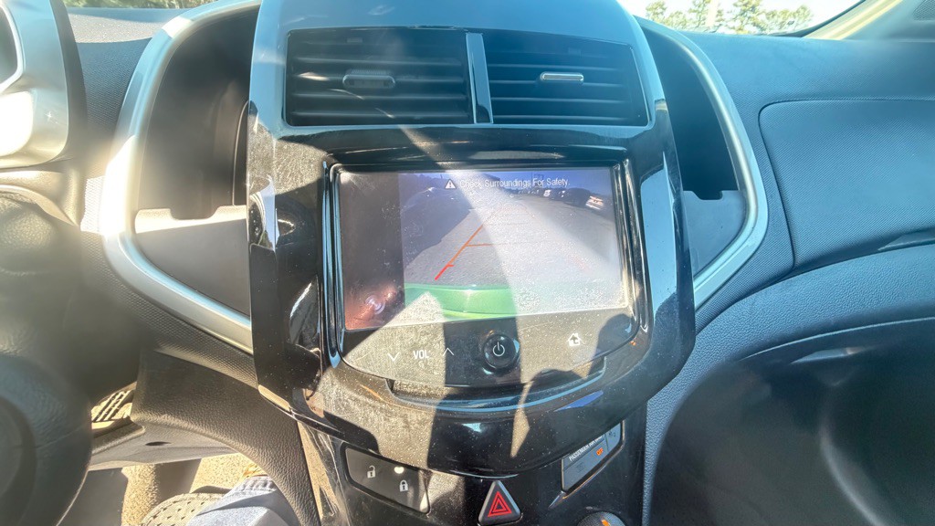 2015 Chevrolet Sonic Image 17