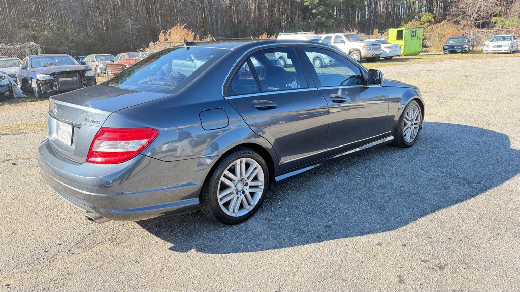2009 Mercedes-Benz C-Class Image 5
