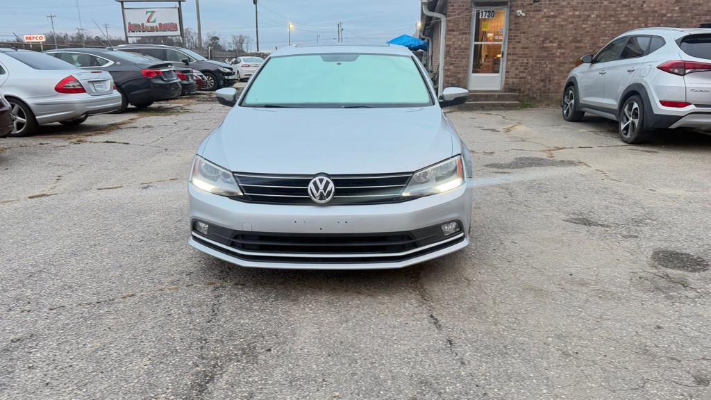 2015 Volkswagen Jetta Image 2