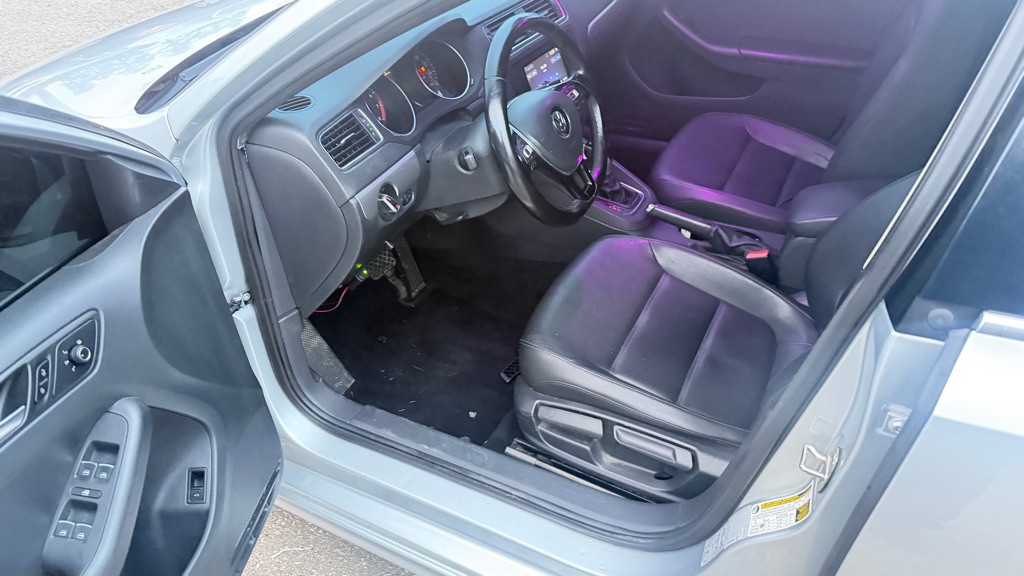 2015 Volkswagen Jetta Image 9