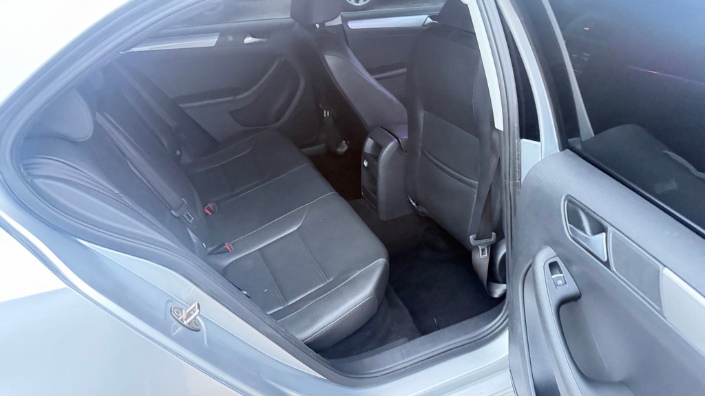 2015 Volkswagen Jetta Image 11