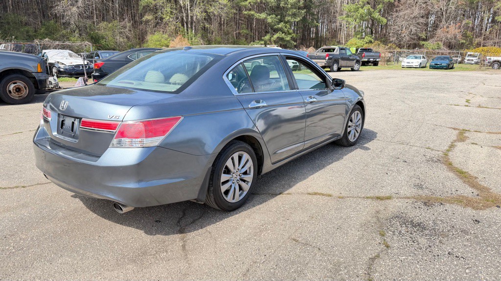 2011 Honda Accord Image 5