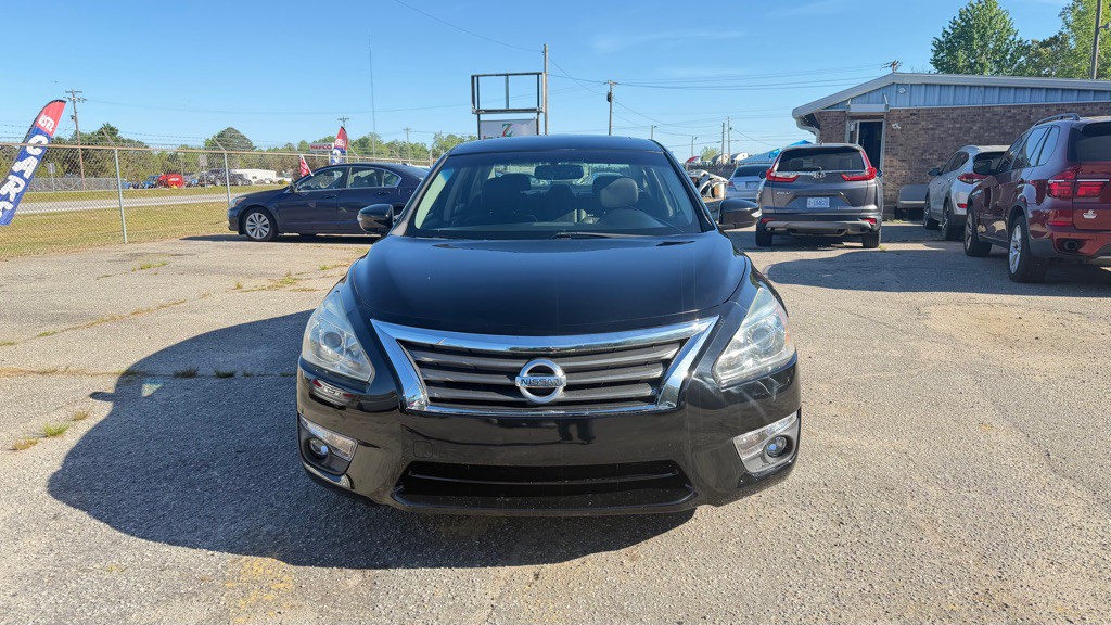 2014 Nissan Altima Image 2