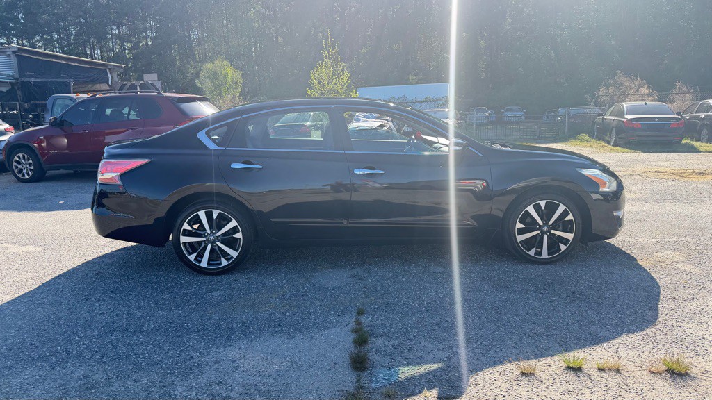 2014 Nissan Altima Image 4