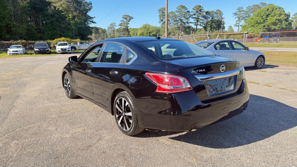 2014 Nissan Altima Image 8